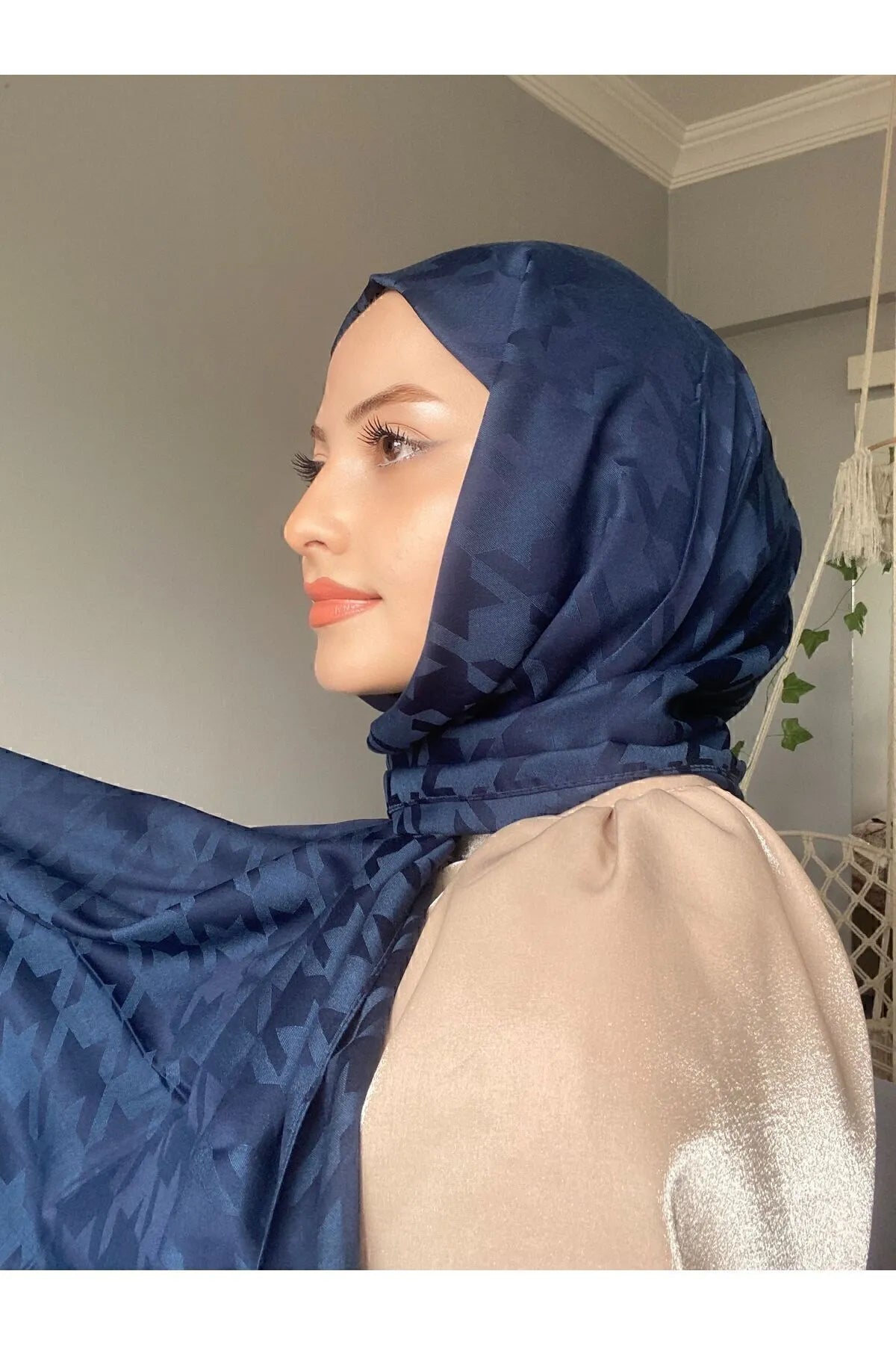 Kazayağı Desen Koyu Mavi Jakar Şal